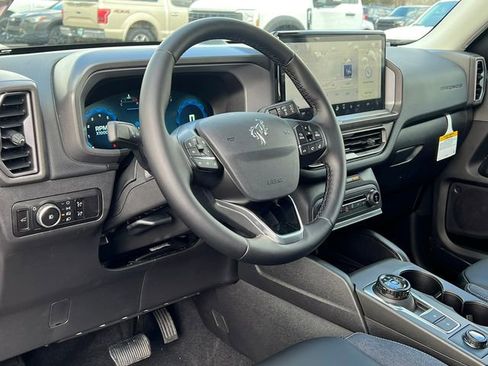 New 2025 Ford Bronco Sport Outer Banks AWD/4WD image 17
