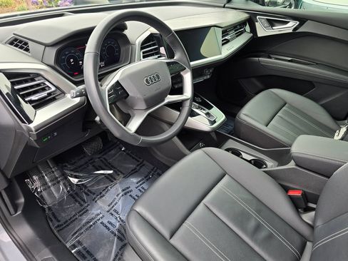 Used 2023 Audi Q4 e-tron Prestige w/ 20" Wheel Package AWD/4WD image 10