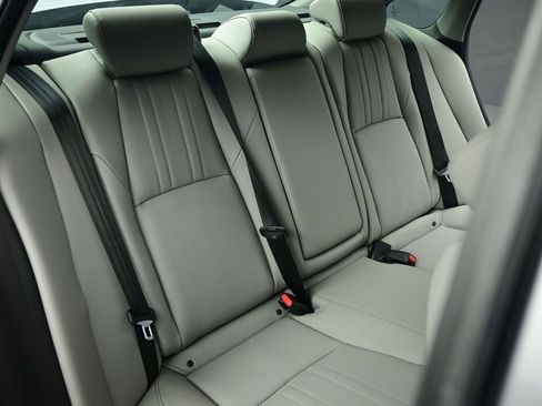 Used 2020 Honda Accord Touring image 34