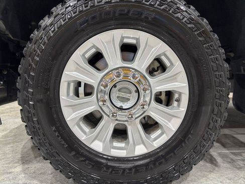 Used 2020 Ford F250 XLT w/ XLT Value Package AWD/4WD image 26
