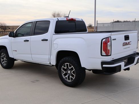 Used 2022 GMC Canyon AT4 w/ Trailering Package image 11