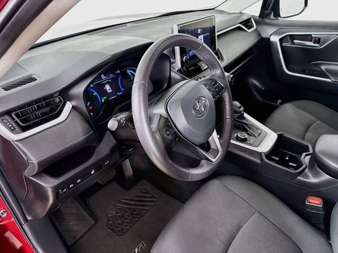 Certified 2025 Toyota RAV4 XLE w/ Convenience Package AWD/4WD image 10
