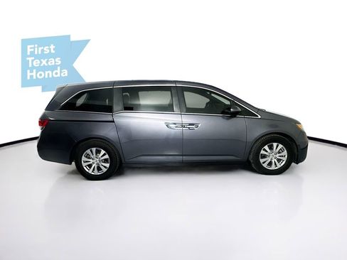 Used 2016 Honda Odyssey SE image 8