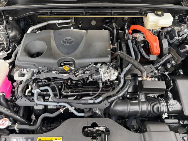 Certified 2023 Toyota Crown AWD/4WD image 22
