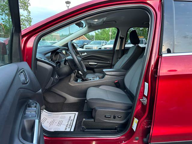 Used 2019 Ford Escape SE FWD image 10