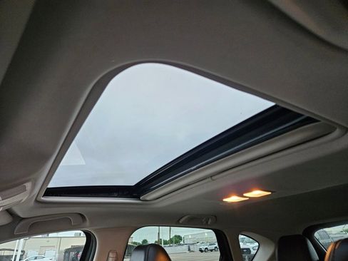 Used 2018 MAZDA CX-5 Touring w/ Preferred Equipment Package image 13