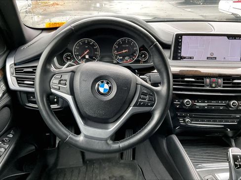 Used 2017 BMW X6 xDrive35i image 8