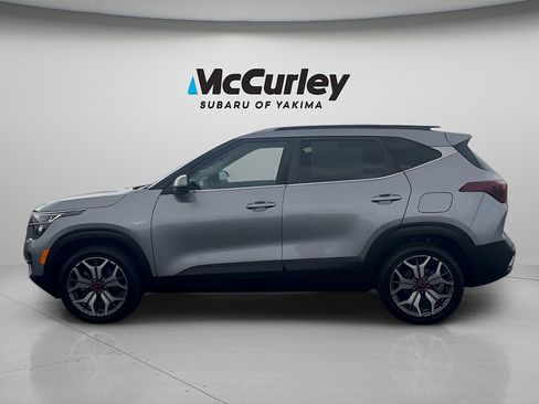 Used 2021 Kia Seltos S AWD/4WD image 3
