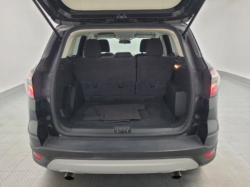 Used 2017 Ford Escape SE FWD image 29