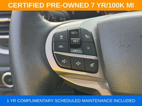 Used 2023 Ford Explorer XLT w/ Equipment Group 202A AWD/4WD image 18