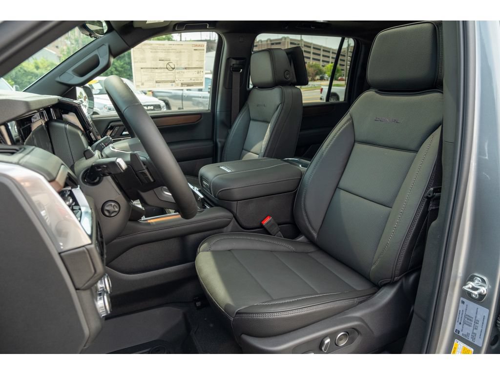 New 2026 GMC Yukon XL Denali w/ Denali Reserve Package AWD/4WD image 12