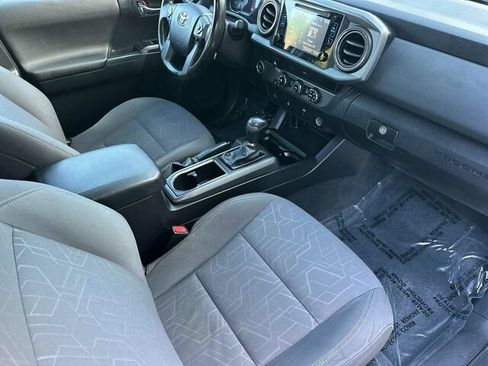 Used 2016 Toyota Tacoma TRD Off-Road w/ Towing Package RWD image 17