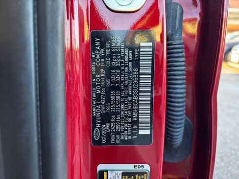 Used 2025 Hyundai Kona SEL image 29