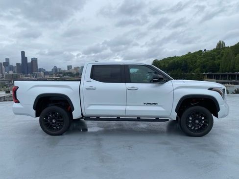 New 2026 Toyota Tundra Limited AWD/4WD image 3