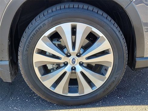 Used 2019 Subaru Ascent Touring w/ Popular Package #3 image 7