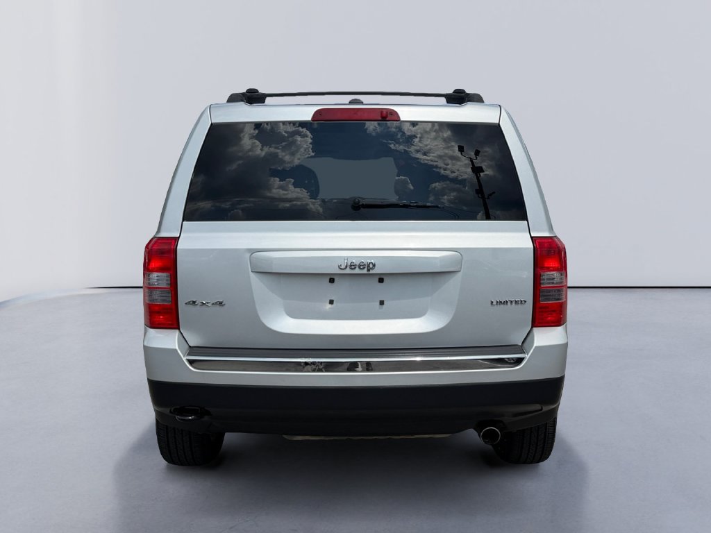 Used 2014 Jeep Patriot Limited w/ Sun/Sound Group AWD/4WD image 4