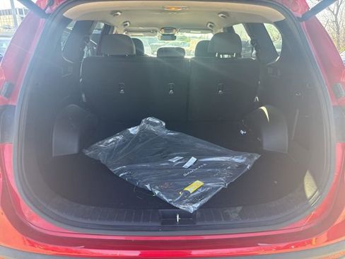 Used 2023 Hyundai Santa Fe SEL image 8