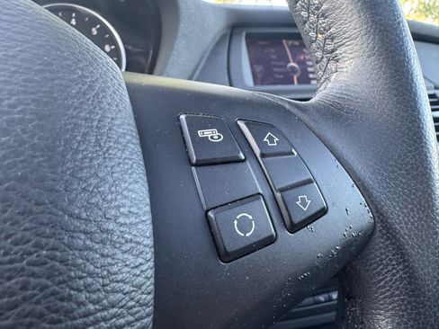 Used 2011 BMW X5 xDrive35i image 23