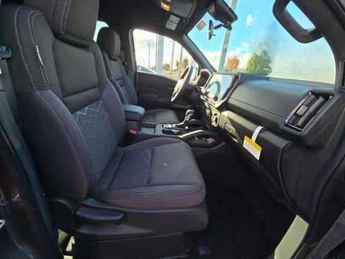 New 2026 Nissan Frontier SV w/ SV Convenience Package image 11