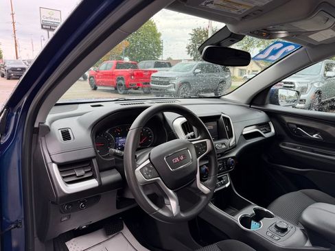 Certified 2022 GMC Terrain SLE w/ Driver Convenience Package AWD/4WD image 13