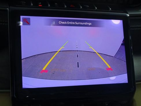 Used 2025 Jeep Grand Cherokee L Limited image 10