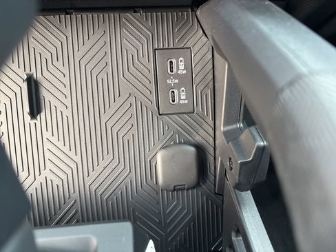 New 2025 Toyota Tacoma TRD Off-Road image 27