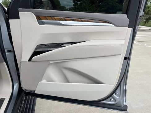 Certified 2025 Cadillac Escalade Sport Platinum AWD/4WD image 24