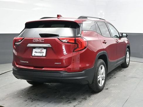Used 2020 GMC Terrain SLE w/ Driver Convenience Package AWD/4WD image 6