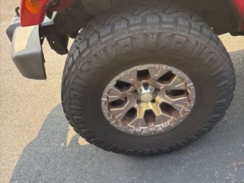 Used 2012 Jeep Wrangler Sahara w/ Connectivity Group image 24