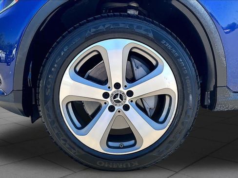 Used 2018 Mercedes-Benz GLC 300 image 10