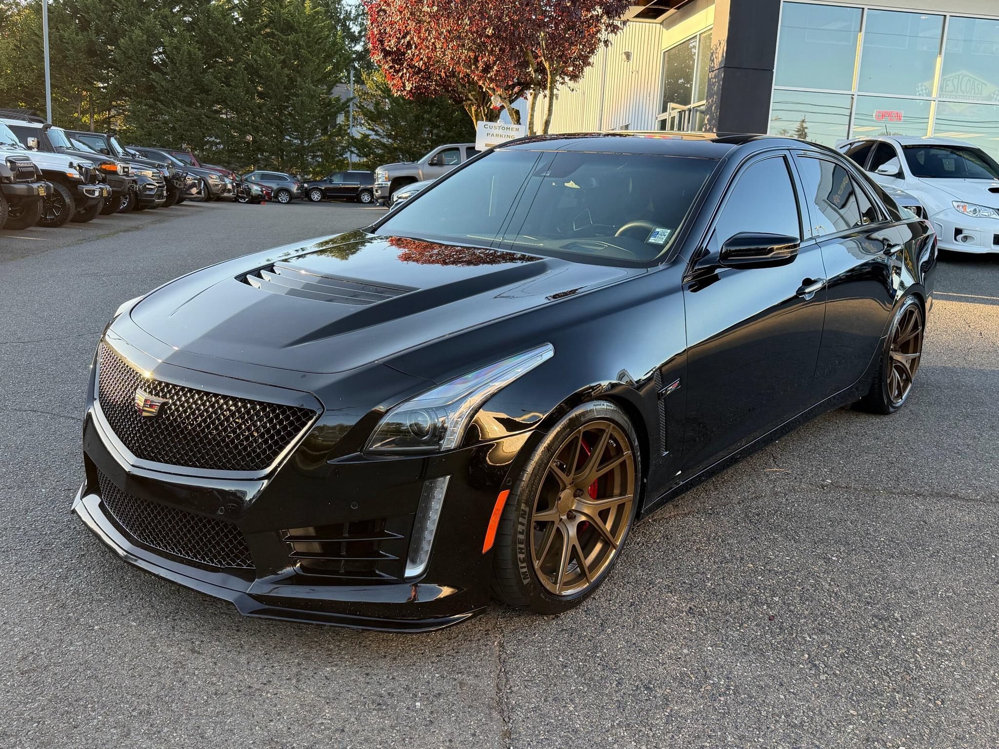 Used 2016 Cadillac CTS V w/ Luxury Package RWD image 8
