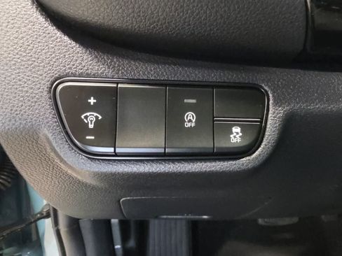 Used 2025 Kia Seltos S FWD image 17