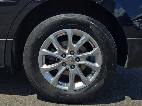 Used 2020 Chevrolet Equinox LS w/ LPO, Cargo Package FWD image 10