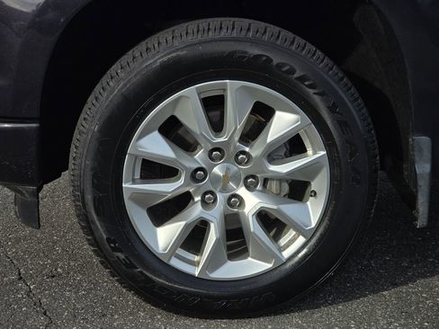 Certified 2023 Chevrolet Silverado 1500 Custom image 23