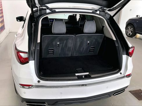Used 2022 Acura MDX SH-AWD w/ Advance Package image 15