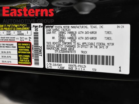 Used 2024 Toyota Tundra Limited AWD/4WD image 39