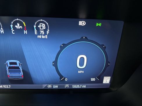 Used 2024 Ford F150 Platinum w/ FX4 Off-Road Package image 15