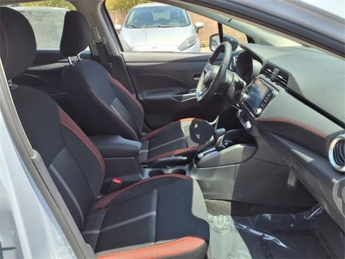 New 2025 Nissan Versa SR w/ Trunk Package image 6