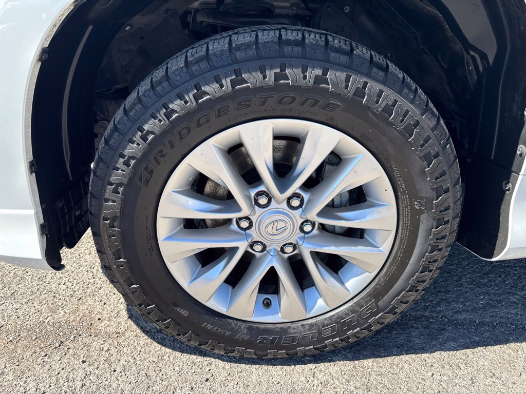 Used 2018 Lexus GX 460 Premium w/ Premium Package AWD/4WD image 11