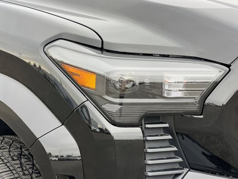 New 2026 Toyota Tacoma SR5 image 29