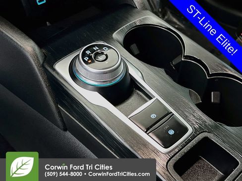 Used 2023 Ford Escape ST-Line Elite w/ Premium Technology Package AWD/4WD image 10