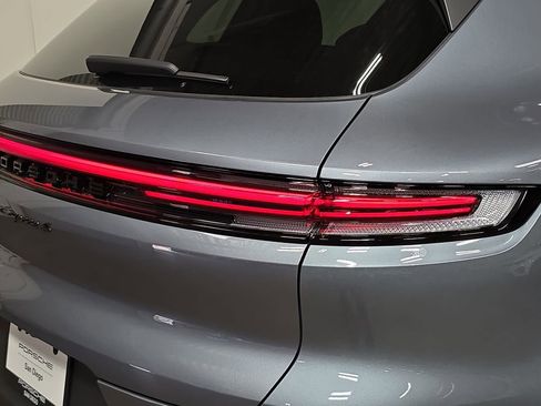 New 2026 Porsche Cayenne S image 30