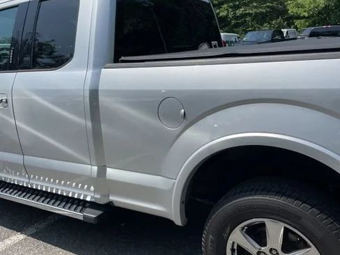 Used 2019 Ford F150 Lariat w/ Equipment Group 502A Luxury AWD/4WD image 3