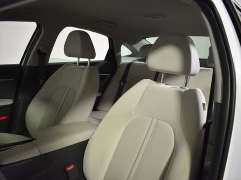 Used 2025 Hyundai Sonata SEL FWD image 10