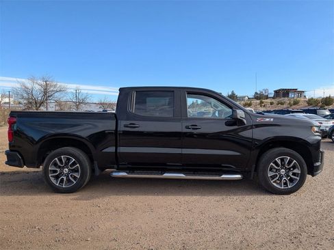 Used 2022 Chevrolet Silverado 1500 RST image 5