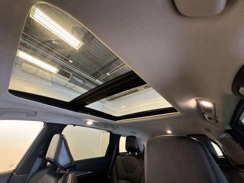 Certified 2023 INFINITI QX60 Luxe image 22