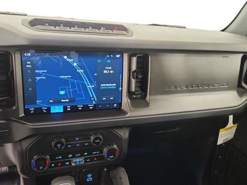 New 2025 Ford Bronco Badlands w/ Sasquatch Package image 17