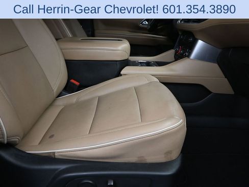 Used 2023 Chevrolet Tahoe Premier AWD/4WD image 25