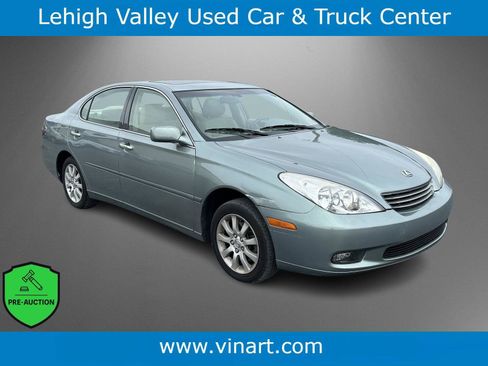 Used 2004 Lexus ES 330 FWD image 1