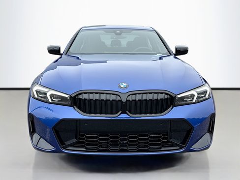 New 2026 BMW 330i Sedan w/ M Sport Package image 8